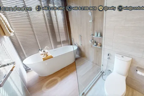 Condo in Bangkok, Thailand, 3 bedrooms  № 201370 - photo 6