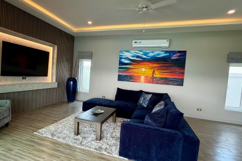 Villa in Hua Hin, Thailand 3 bedrooms № 169966 - photo 7