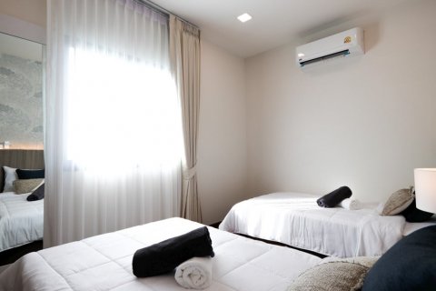 House in Bang Lamung, Thailand 4 bedrooms № 134266 - photo 25