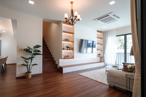 House in Bang Lamung, Thailand 4 bedrooms № 134266 - photo 13