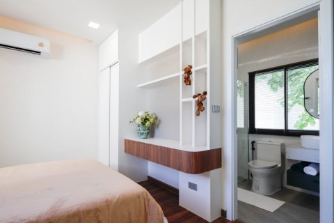 House in Bang Lamung, Thailand 4 bedrooms № 134266 - photo 22