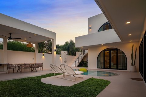 Вилла в Пхукете, Таиланд с 4 спальнями  № 139715 - фото 3