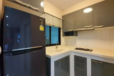 Townhouse in Bangkok, Thailand 3 bedrooms № 139717 - photo 2