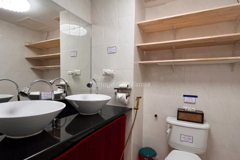 Condo in Bang Lamung, Thailand, 1 bedroom № 205169 - photo 10