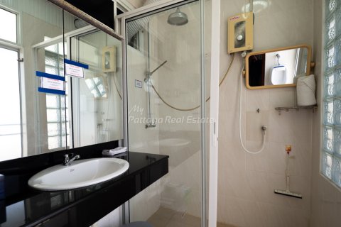 Condo in Bang Lamung, Thailand, 1 bedroom № 205169 - photo 5