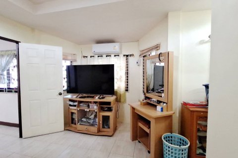 Дом в Удонтхани, Таиланд с 8 спальнями  № 152893 - фото 12