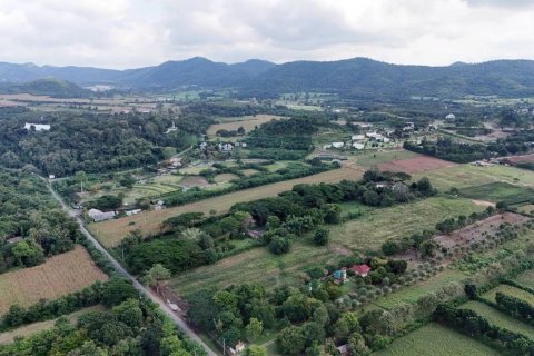 Terrain à Pak Chong, Thaïlande 57600 m2 № 152892 - photo 16