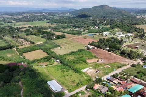 Terrain à Pak Chong, Thaïlande 57600 m2 № 152892 - photo 3