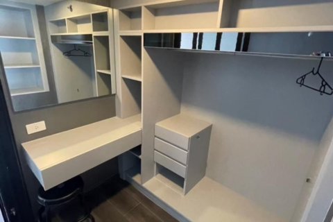 Studio dans le Condo à Chatuchak, Bangkok, Thaïlande  № 139374 - photo 6