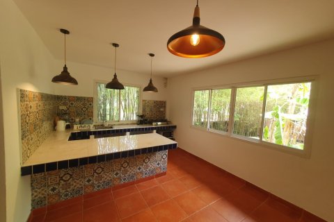 Вилла в Сураттхани, Таиланд с 2 спальнями № 147102 - фото 3