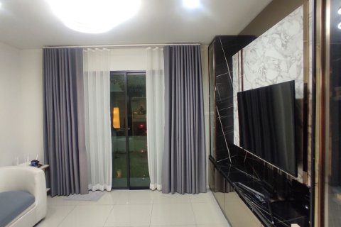 Maison à Pak Kret, Thaïlande 4 chambres № 147100 - photo 15