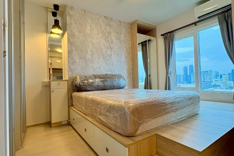 Студия в кондо в Хуай Кванге, Бангкок, Таиланд № 147099 - фото 3