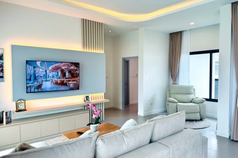 Villa in Hua Hin, Thailand 3 bedrooms № 169894 - photo 15