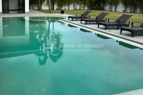 House in Phuket, Thailand 4 bedrooms № 133584 - photo 19