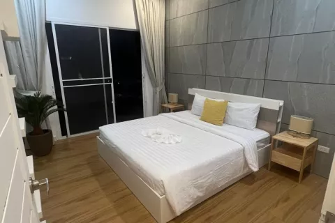 Villa in Phuket, Thailand 4 bedrooms № 137460 - photo 10