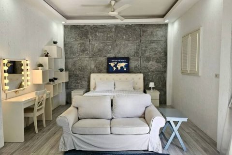 Villa in Phuket, Thailand 4 bedrooms № 137460 - photo 19