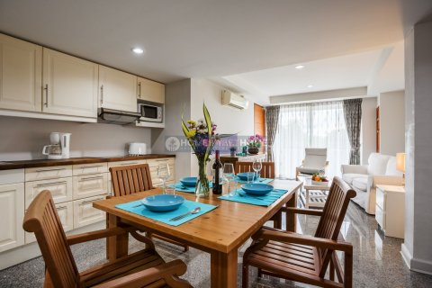 Condo in Ko Samui, Thailand, 1 bedroom № 180080 - photo 9