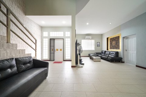 Дуплекс в Паттайе, Таиланд с 7 спальнями  № 137979 - фото 5