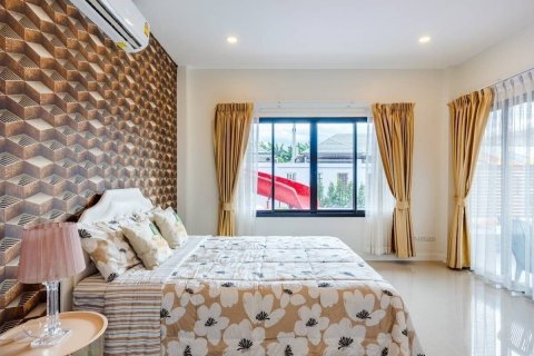 Вилла в Хуа Хине, Таиланд с 3 спальнями  № 137980 - фото 13