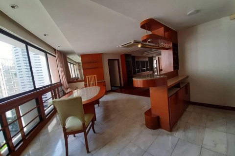 Кондоминиум с 3 спальнями в Клонг Тоэй, Бангкок, Таиланд № 137981 - фото 2