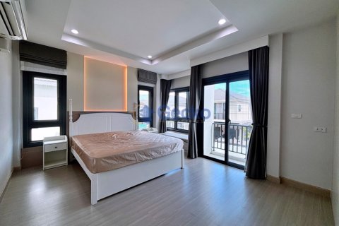 บ้านในพัทยา, ประเทศไทย 4 ห้องนอน № 195845 - รูปถ่าย 14