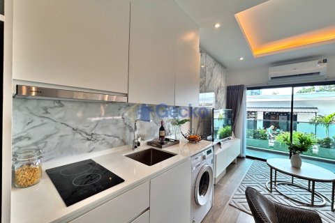 Condo in Pattaya, Thailand, 1 bedroom  № 195846 - photo 4