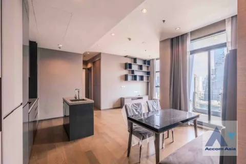 Condo in Bang Rak, Bangkok, Thailand, 3 bedrooms  № 215156