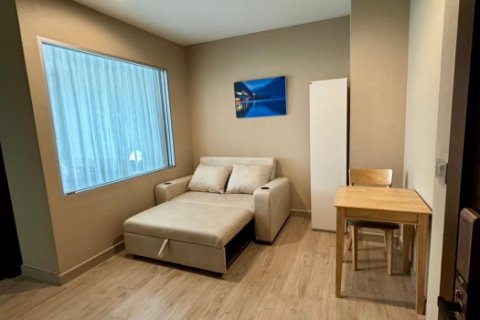 Condo in Huai Khwang, Bangkok, Thailand, 1 bedroom № 219259