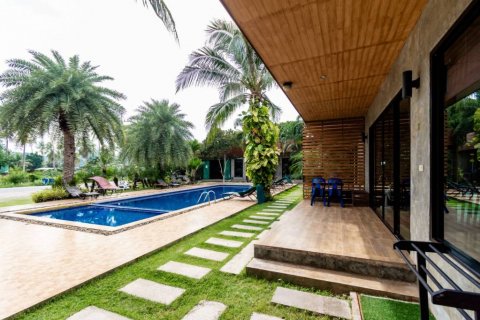 Hôtel à Pran Buri, Thaïlande 1000 m2 № 114108 - photo 2