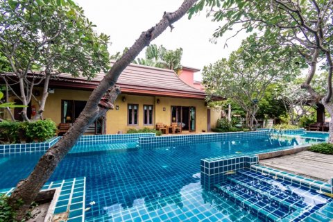 Hotel in Pran Buri, Thailand 1000 sq.m. № 114110 - photo 2