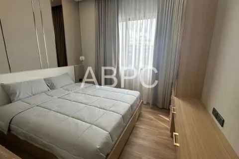Casa de 4 dormitorios en Pattaya, Tailandia № 212108 - foto 3