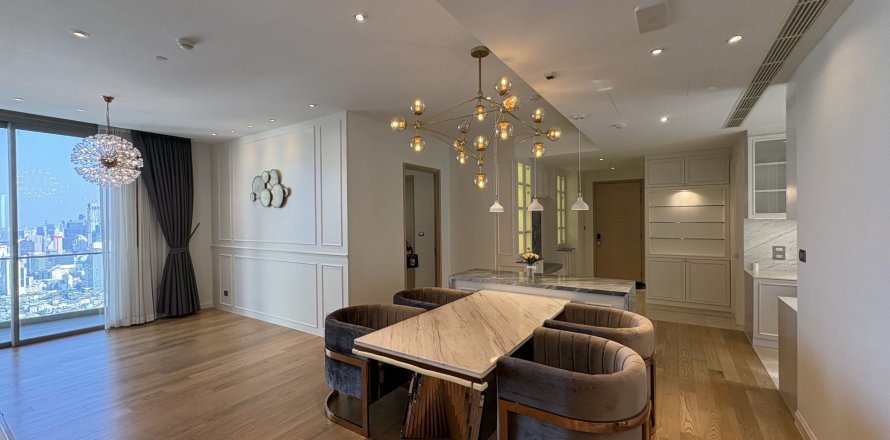 Condo à Khlong San, Bangkok, Thaïlande, 3 chambres  № 164403