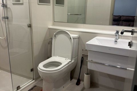 Кондоминиум с 2 спальнями в Чатучаке, Бангкок, Таиланд № 164406 - фото 12