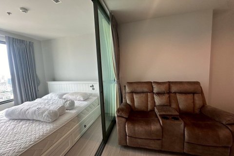 Кондоминиум с 2 спальнями в Чатучаке, Бангкок, Таиланд № 164406 - фото 1