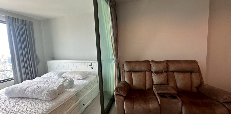 Кондоминиум с 2 спальнями в Чатучаке, Бангкок, Таиланд № 164406