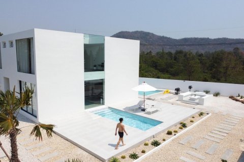 Вилла в Хуа Хине, Таиланд с 4 спальнями  № 169772 - фото 19