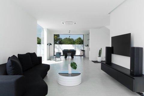 Вилла в Хуа Хине, Таиланд с 4 спальнями  № 169772 - фото 7