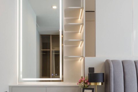 Condo in Bangkok, Thailand, 3 bedrooms  № 181095 - photo 14