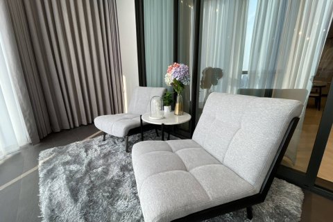 Condo in Bangkok, Thailand, 3 bedrooms  № 181095 - photo 9