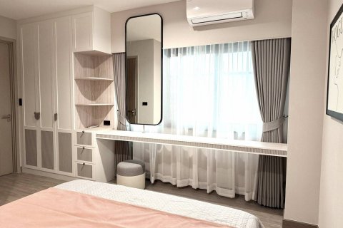 House in Bangkok, Thailand 4 bedrooms № 181099 - photo 10