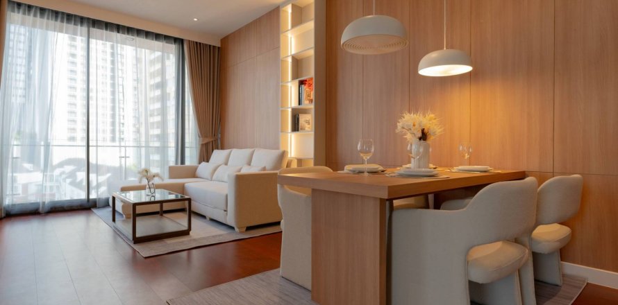 Condo in Bangkok, Thailand, 2 bedrooms  № 181096