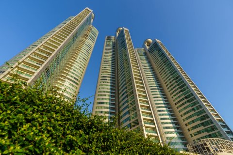 Condo in Bangkok, Thailand, 3 bedrooms № 181094 - photo 23