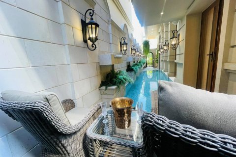 House in Bangkok, Thailand 4 bedrooms № 181100 - photo 4