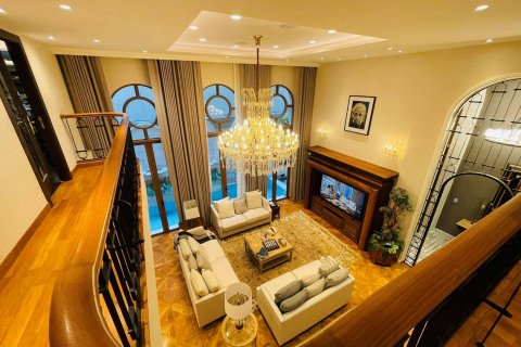 House in Bangkok, Thailand 4 bedrooms № 181100 - photo 5