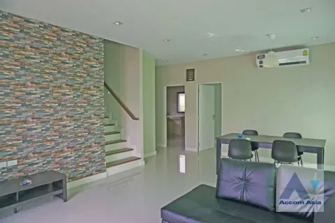 Haus in Samut Prakan, Thailand 4 Schlafzimmer № 219023 - Foto 4