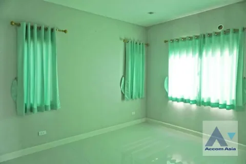Haus in Samut Prakan, Thailand 4 Schlafzimmer № 219023 - Foto 5