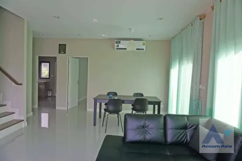Haus in Samut Prakan, Thailand 4 Schlafzimmer № 219023 - Foto 2