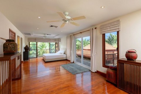 Вилла в Пхукете, Таиланд с 5 спальнями  № 140412 - фото 9