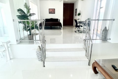 Villa à Phuket, Thaïlande 5 chambres № 140409 - photo 23