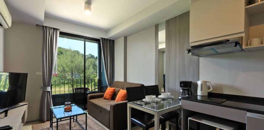 Studio in the Condo in Phuket, Thailand  № 140413